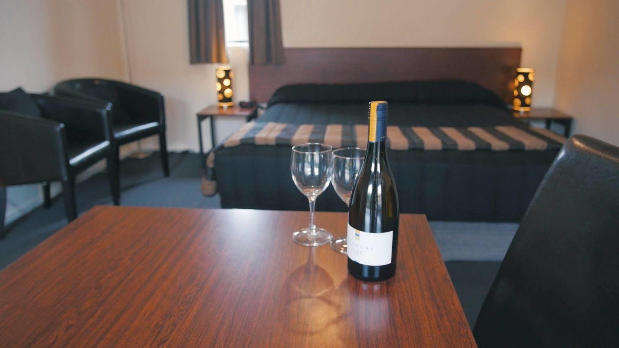 Sherborne Motor Lodge Christchurch Esterno foto